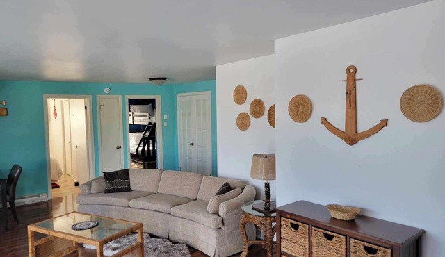 Remodelled historic suite w/nautical boho decor, in the UNESCO Town of Lunenburg