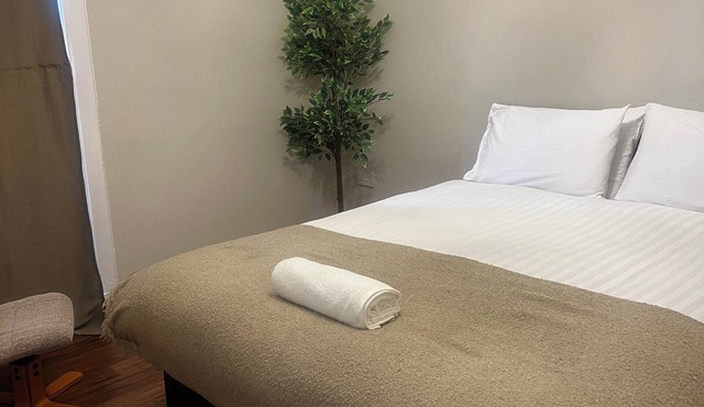 Remodelled One Bedroom Apartment in Gorgie