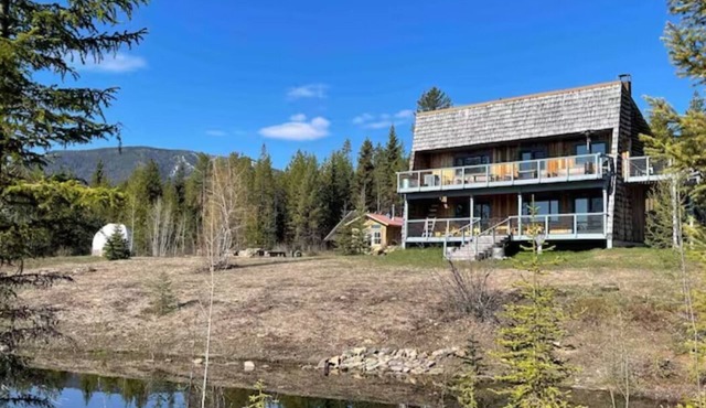 Remote, Cozy Lodge & 2 Canvas Tents, Unforgettable Glacier Park View Polebridge