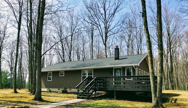 Remote family cabin in the mountains near the Pine Creek Valley Rail Trail