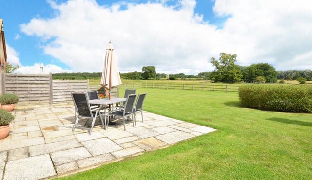 Remus - Two Bedroom House, Sleeps 4