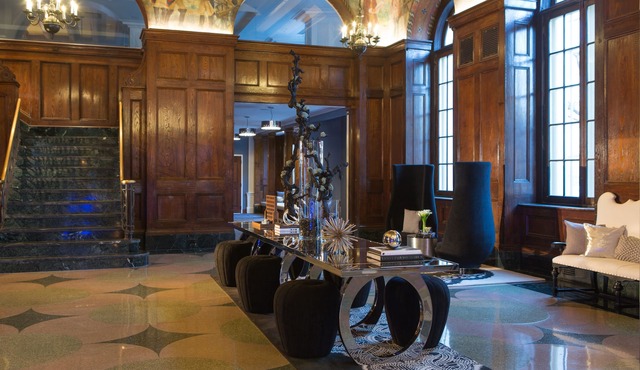 Renaissance Albany Hotel