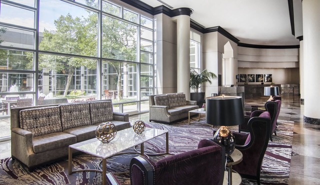 Renaissance Dallas North Hotel