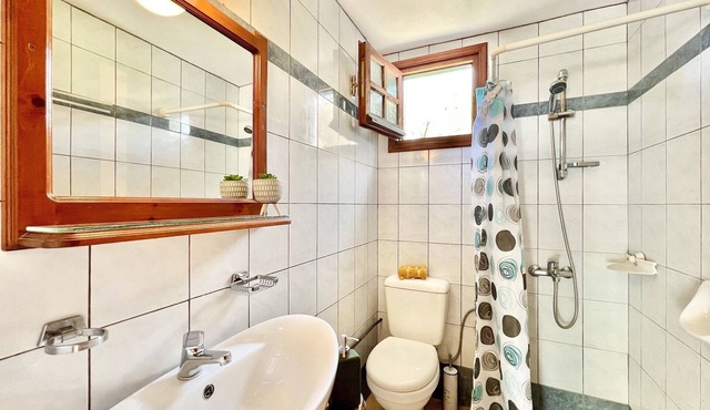 Renas Maisonette 1 near Roda