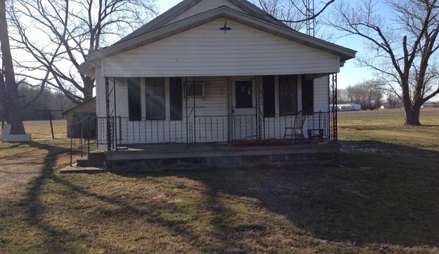 Rend Lake Hunting, Fishing, Golf Cabin