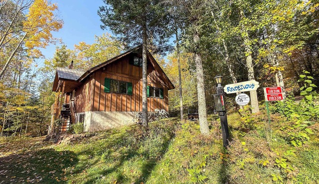Rendezvous Cabin @ Whitecap ~ Ensuite Sauna