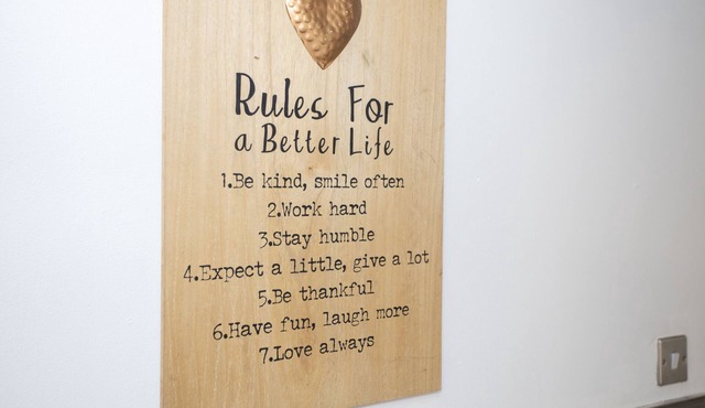 Renfrew House - Detached 5 bedrooms House - Bolton