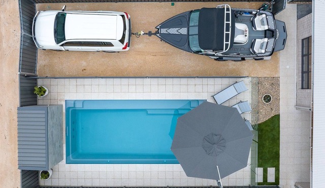 Renmark River Villas No 52 (with pool) - "The Bellagrove Villa"