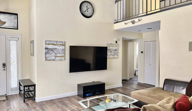 Reno 4BR Family Home · Large Yard & Event Ready
