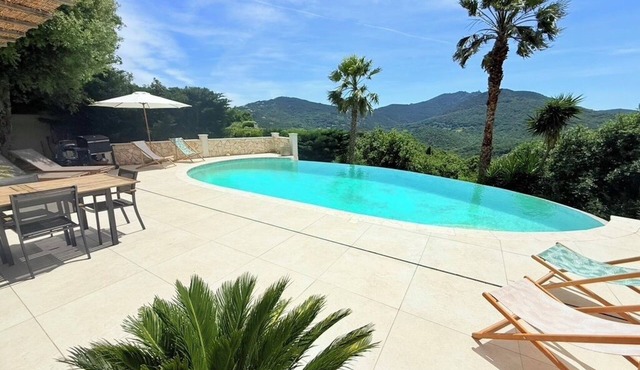 Renovated villa with swimming pool and breathtaking view in estate with tennis court
