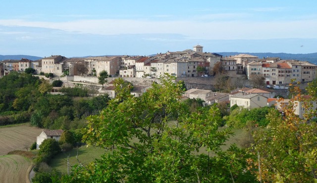 Renovated studio in medieval village