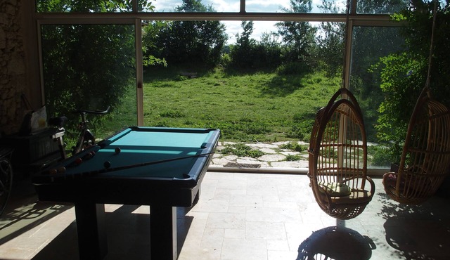 Renovated 18th-century stone house, animals and nature - 10 to 15 people.