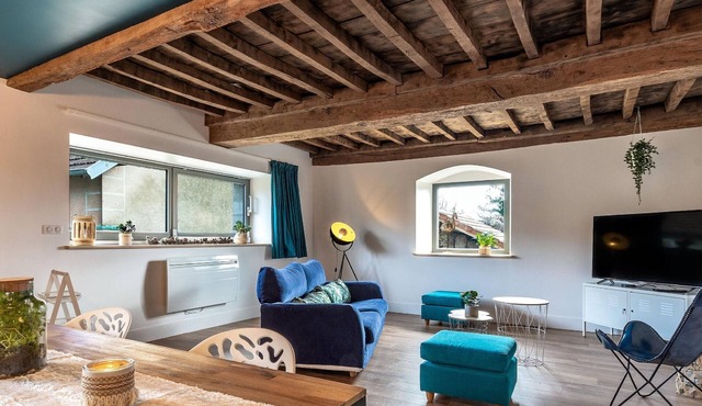 Renovated 18th-century house, 2 beds, garden, Wifi, pet-friendly