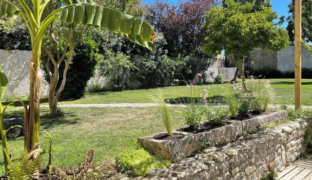 Renovated 19th century farmhouse 260m