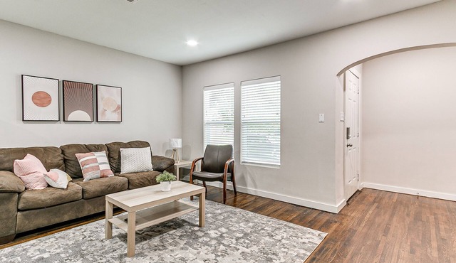 Renovated 1BR Downtown/BOK B