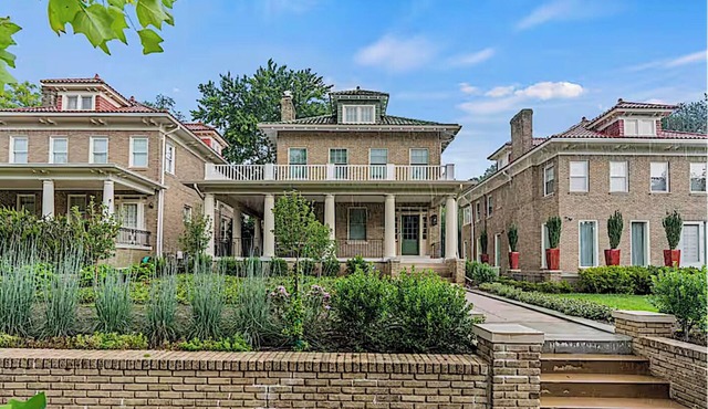 Renovated 1BR w Patio, Private Parking