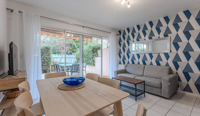 Renovated 2-Bed Apt in Biscarrosse Plage, Sleeps 4, Ocean View Terrace, Pet-Friendly