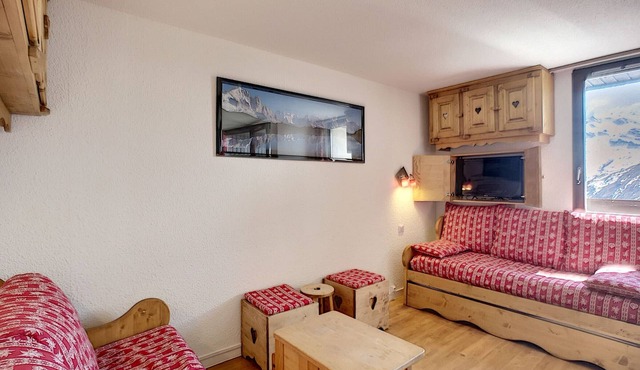 Renovated 2-room, ski-in/ski-out, for 6 ppl, Les Menuires
