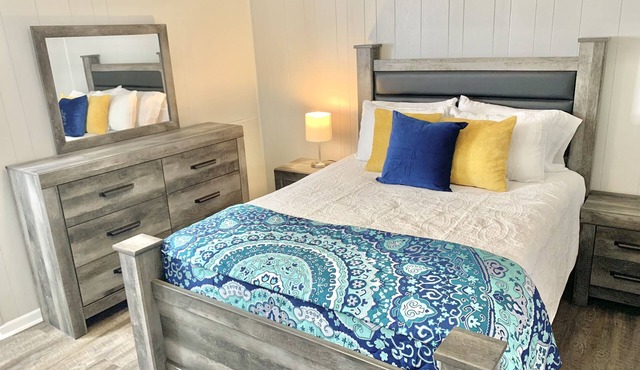 Renovated 2BR By MSU, Downtown & Restaurants