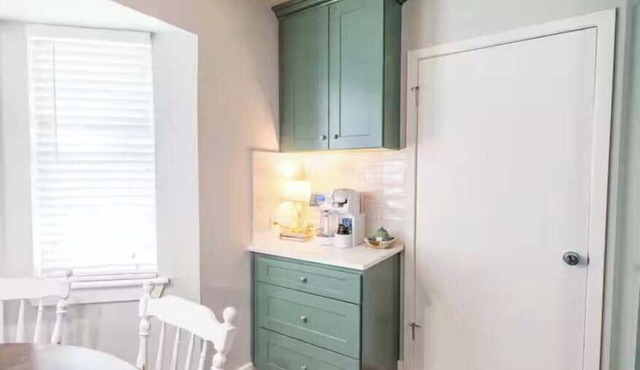Renovated 3/2/2 Cottage Retreat Near Sheppard AFB