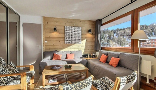 Renovated 3/4-room apartment, large balcony, 8 people, ski-in/ski-out