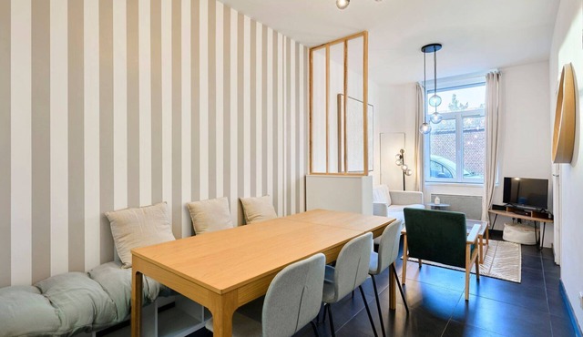 Renovated 3 bedroom house with terrace