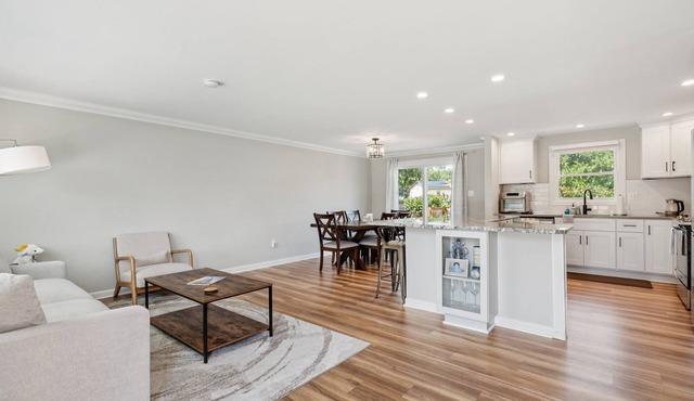 Renovated 3BR Home Near Sandy Point & Annapolis