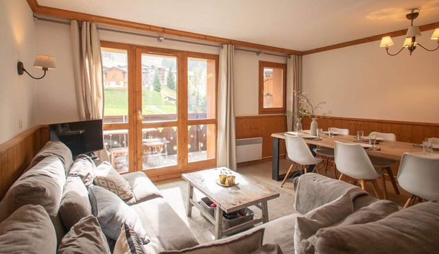 Renovated 4-room duplex, 6 pers., 2 balconies, ski locker, cleaning included