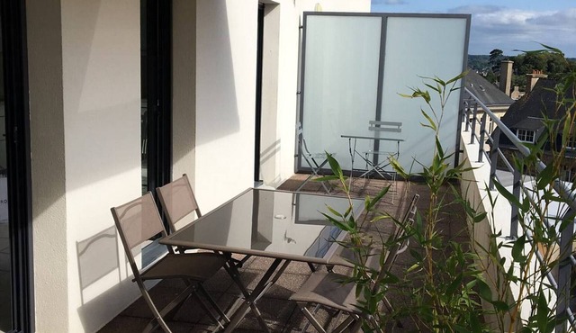 Renovated 5-Person Apartment with Large Terrace in Perros-Guirec Center