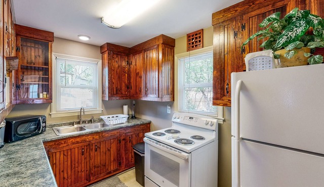 Renovated abode close to downtown with patio, W/D & enclosed yard - dog-friendly