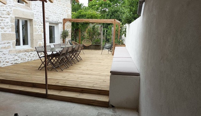 Renovated and comfortable townhouse