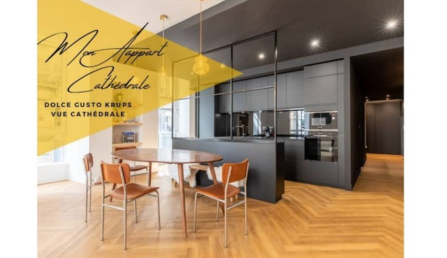 RENOVATED APARTMENT ⭐ CATHEDRAL CHARM ⭐ ☕ 💤