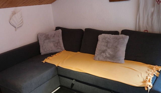 Renovated apartment, station center, balcony, 4 pers