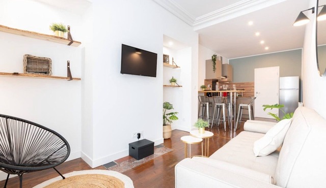 Renovated apartment 3bed 2bath