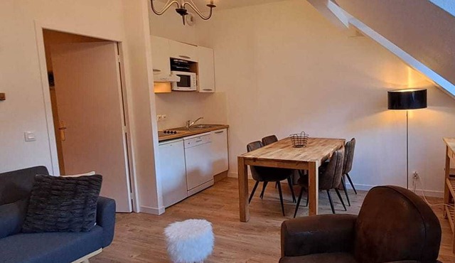 Renovated apartment 6 people with pool access