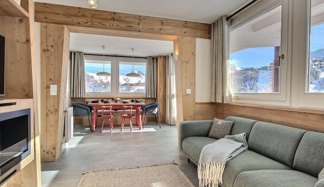 Renovated apartment with balcony and Wifi in Plagne Centre
