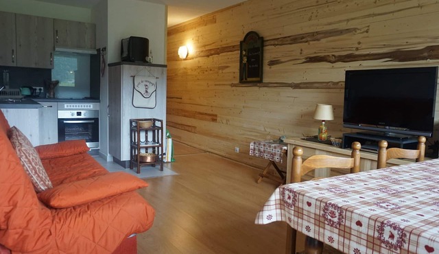 Renovated apartment with balcony, parking and wifi, close to slopes - Méaudre