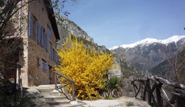 Renovated barn facing the Mercantour peaks