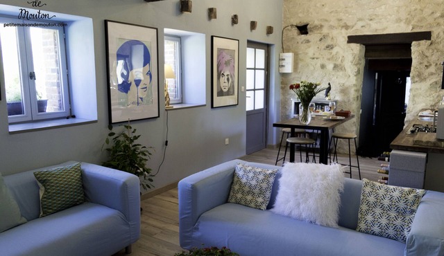 Renovated barn, great for countryside walks, and bike rides