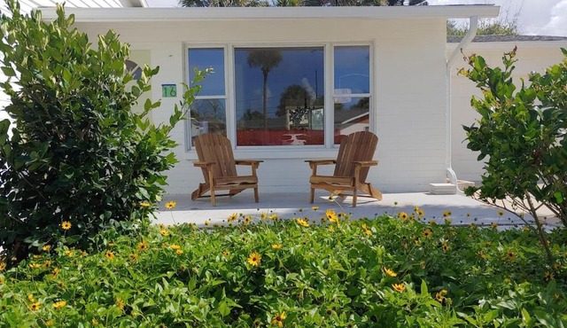 Renovated Beach Bungalow Steps From the Dune – Across from Island Preserve