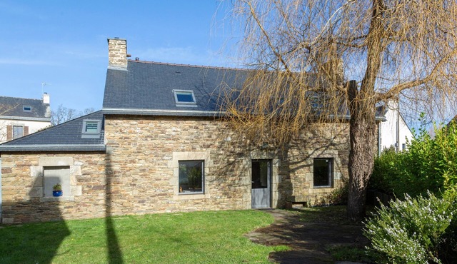 Renovated Breton Farmhouse, South Finistère, 2 km from the Sea – Moëlan-sur-Mer