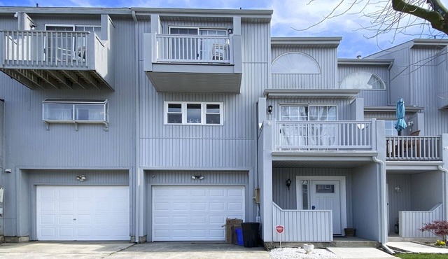 RENOVATED BRIGANTINE BEACH HOUSE RENTAL
