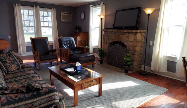 Renovated Bungalow with Cozy Gas Fireplace