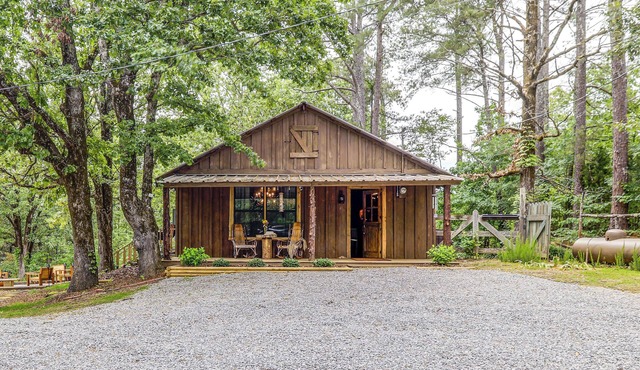 Renovated Cabin on 15 Forested Acres in Tillatoba!