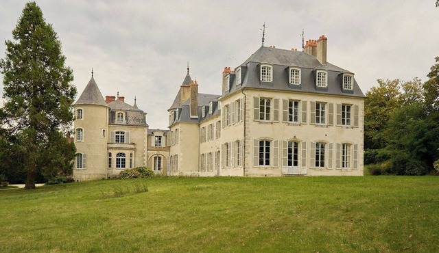 Renovated castle in the Sancerre vineyards