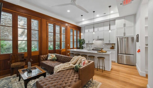Renovated CBD Units Near French Quarter