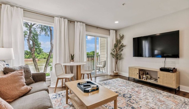 Renovated Chic, Riverfront Condo w/Pool
