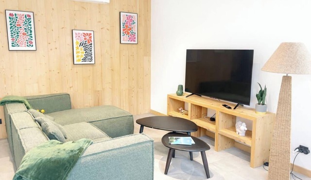 Renovated city center apartment with terrace