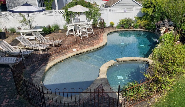 Renovated Classic 1890's Bay Head House