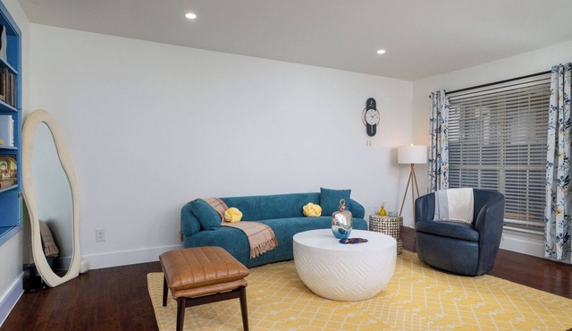 Renovated Condo – World Cup Ready!